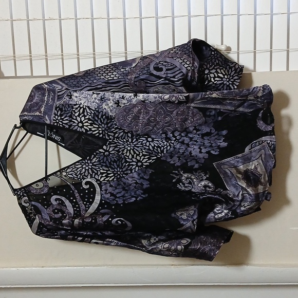 Multi Color Poncho Top - Picture 2 of 2